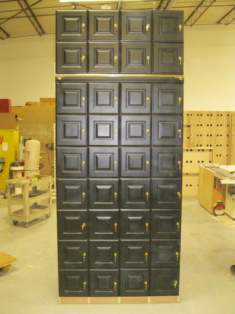 36 unit cigar lockers